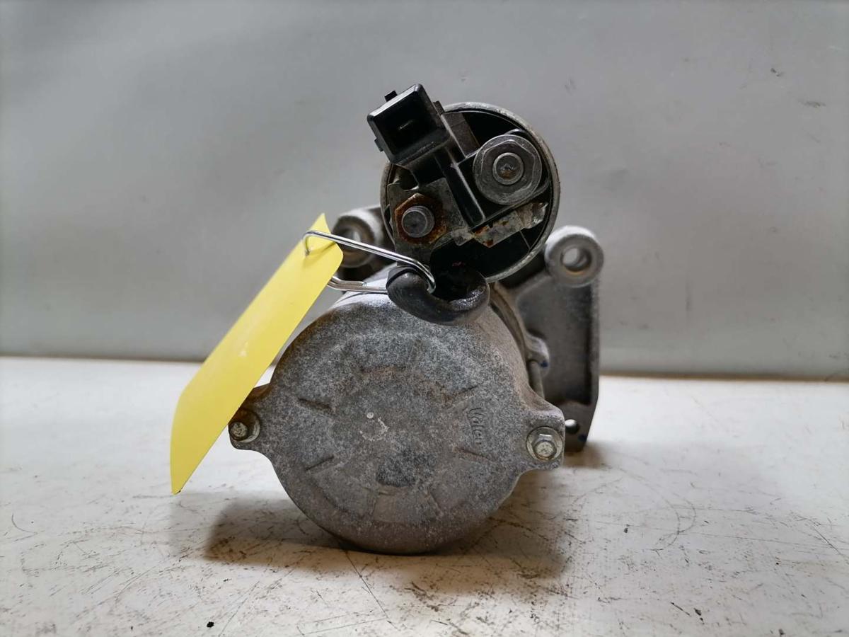 Peugeot 208 original Anlasser Starter 9812715380 1,2 61KW BJ18